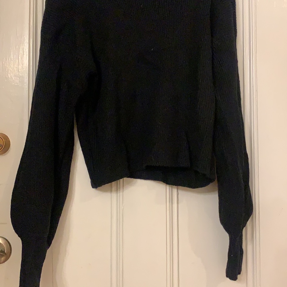 Urban outfitters black sweater - Picture 2 of 3
